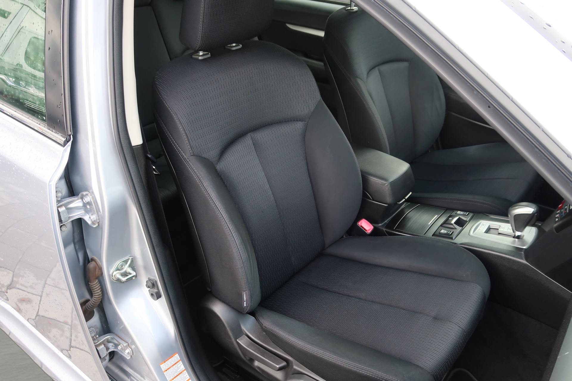 SUBARU Legacy 2.0i Advantage AWD Lineartronic-image-11
