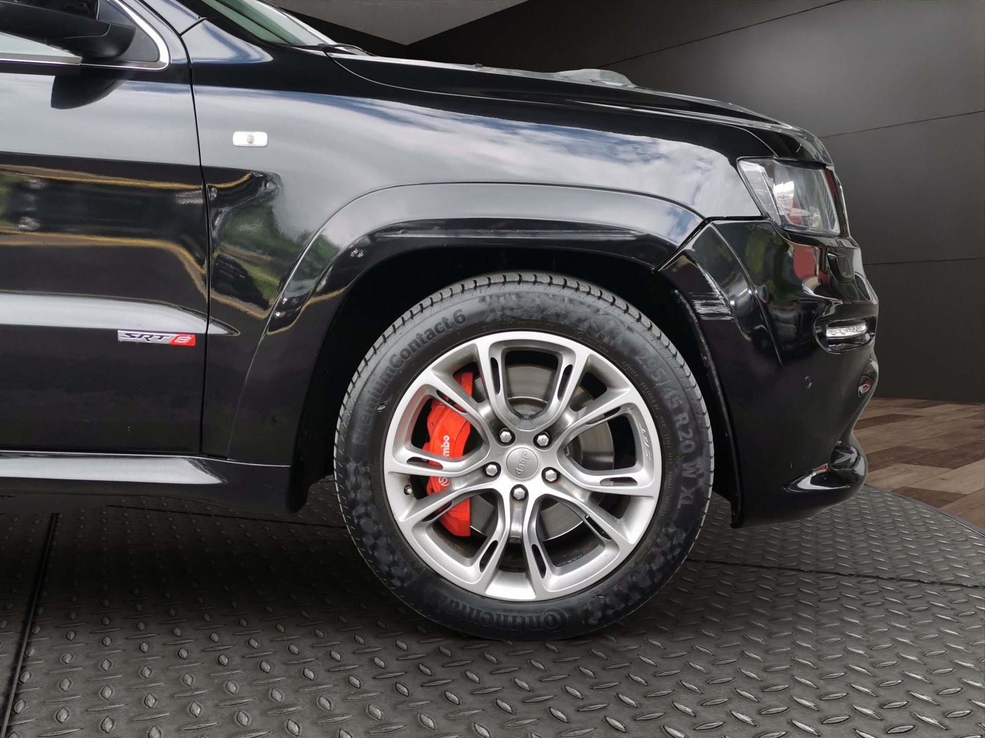 JEEP Grand Cherokee 6.4 SRT8 Automatic-image-3
