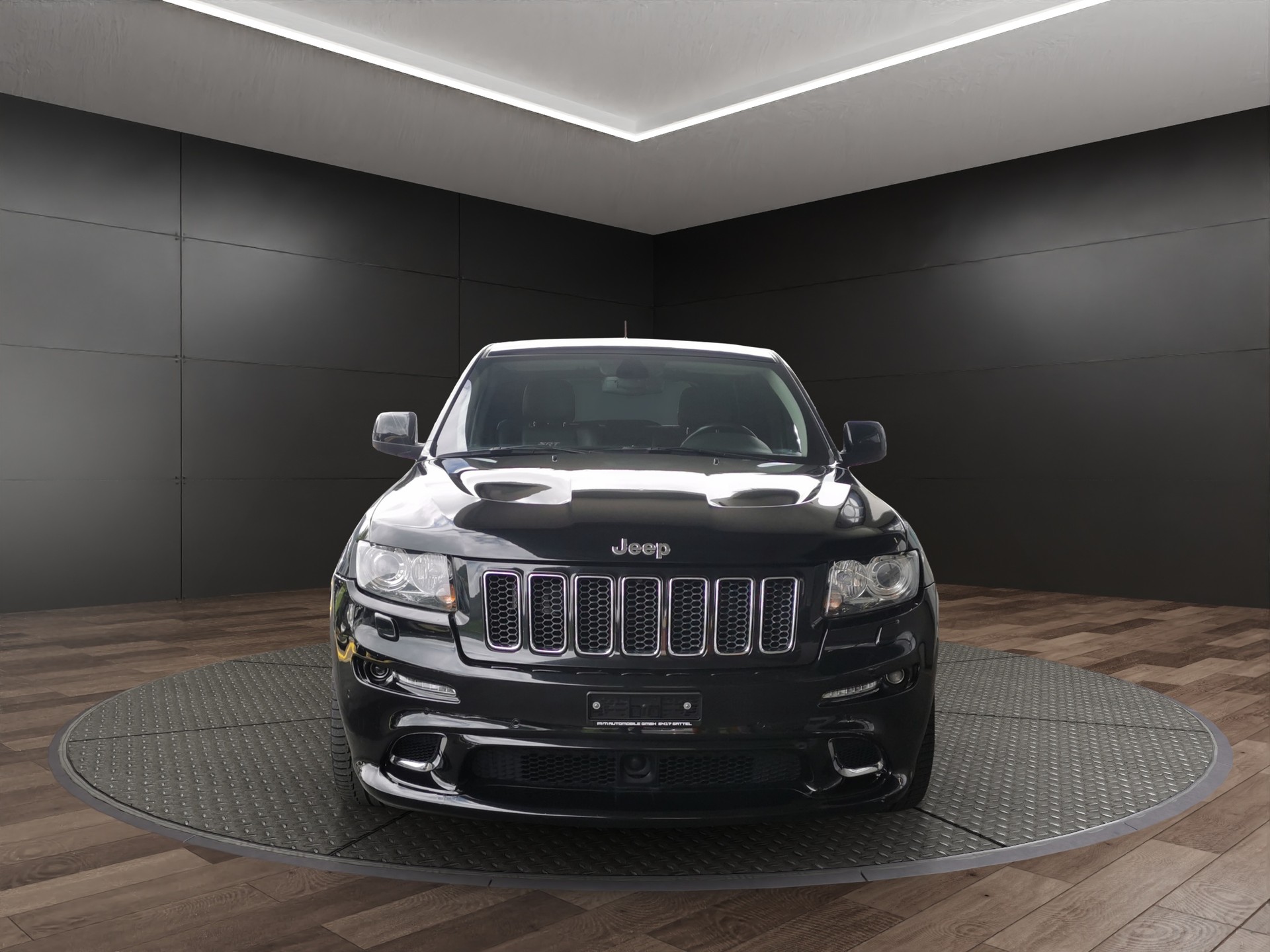 JEEP Grand Cherokee 6.4 SRT8 Automatic-image-2