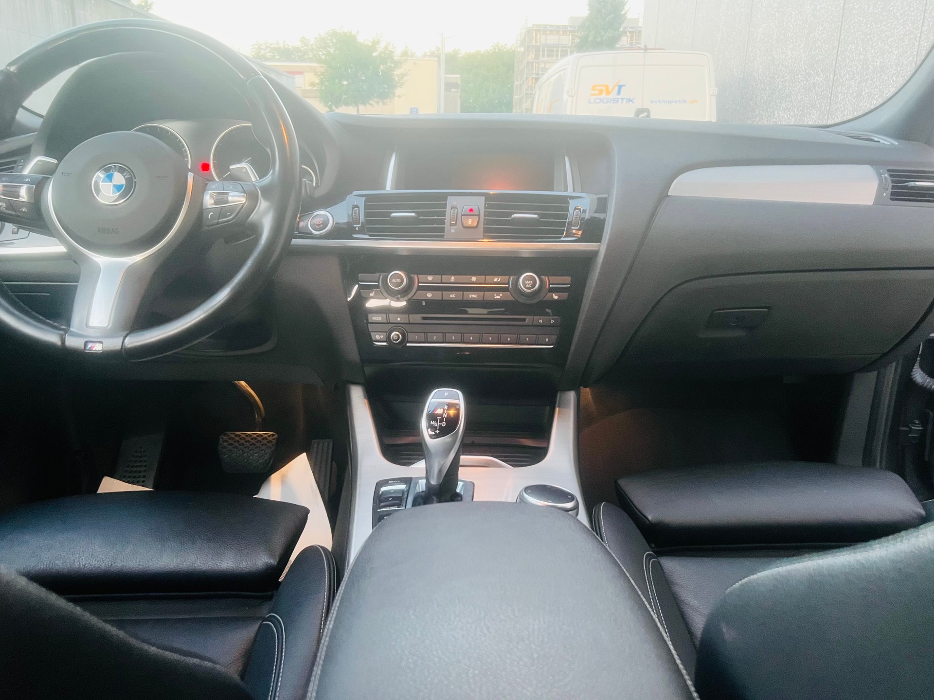 BMW X4 M 40i Steptronic-image-10