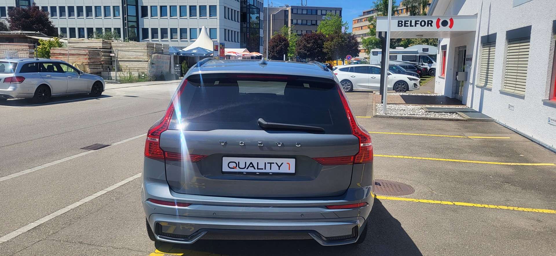 VOLVO XC60 B4 Diesel Mild Hybrid AWD Ultimate Dark Geartronic-image-8