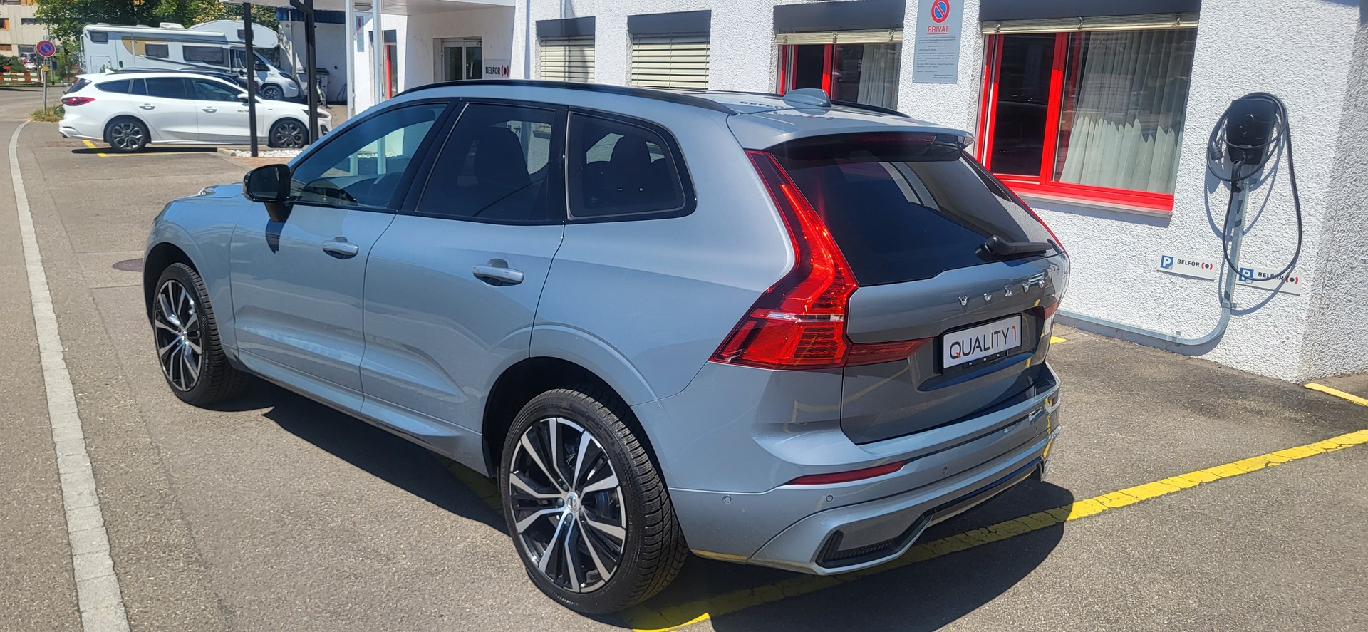 VOLVO XC60 B4 Diesel Mild Hybrid AWD Ultimate Dark Geartronic-image-7