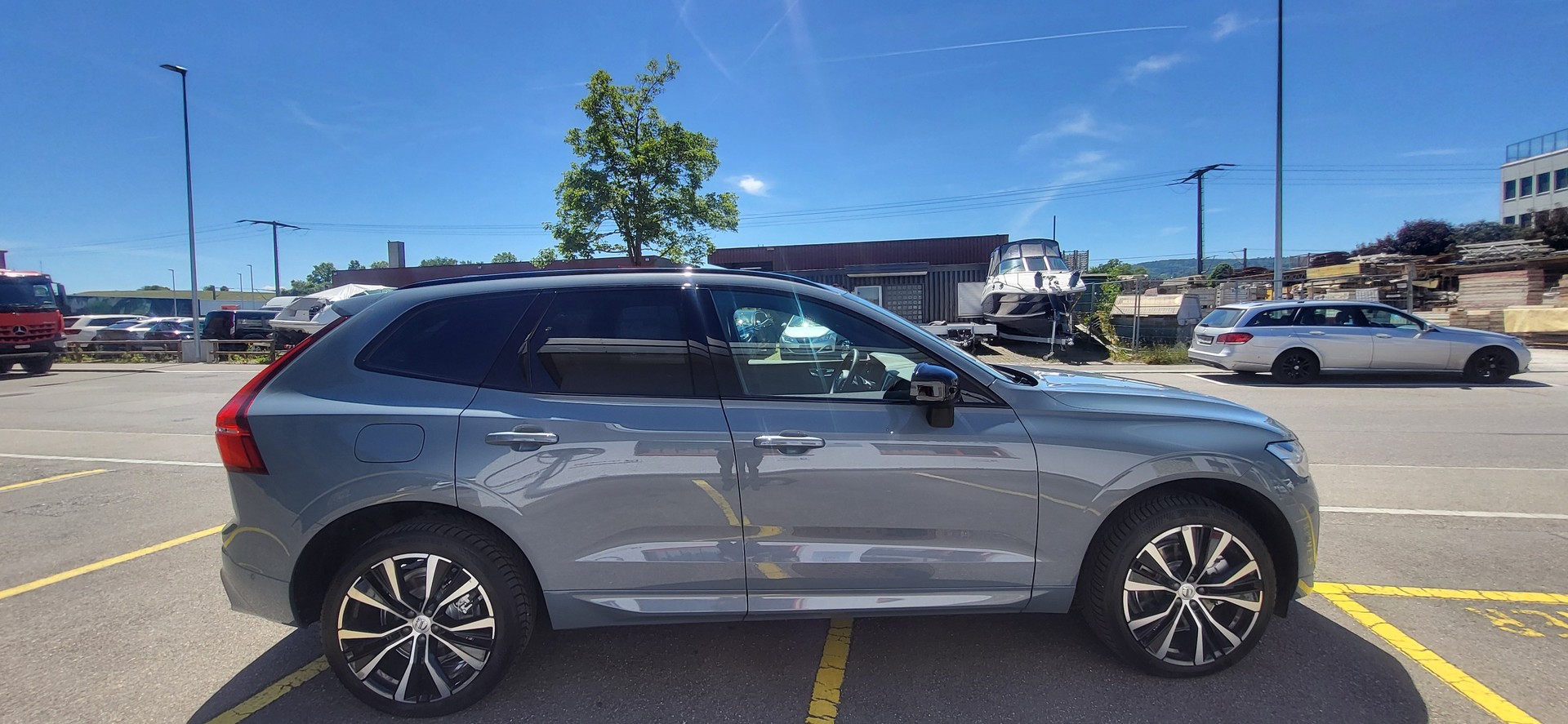 VOLVO XC60 B4 Diesel Mild Hybrid AWD Ultimate Dark Geartronic-image-12