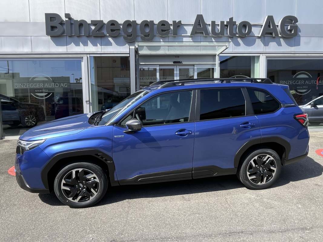 SUBARU Forester Station 2.0i e-Boxer Swiss Plus-image-1