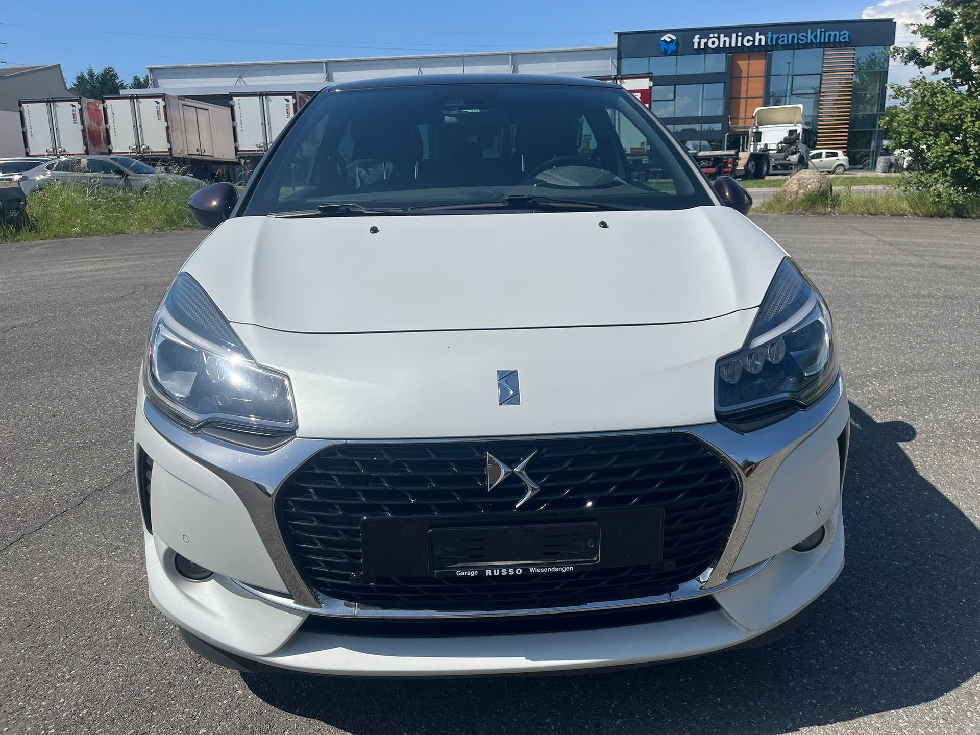 DS AUTOMOBILES DS 3 1.2 PureTech SO Chic EAT