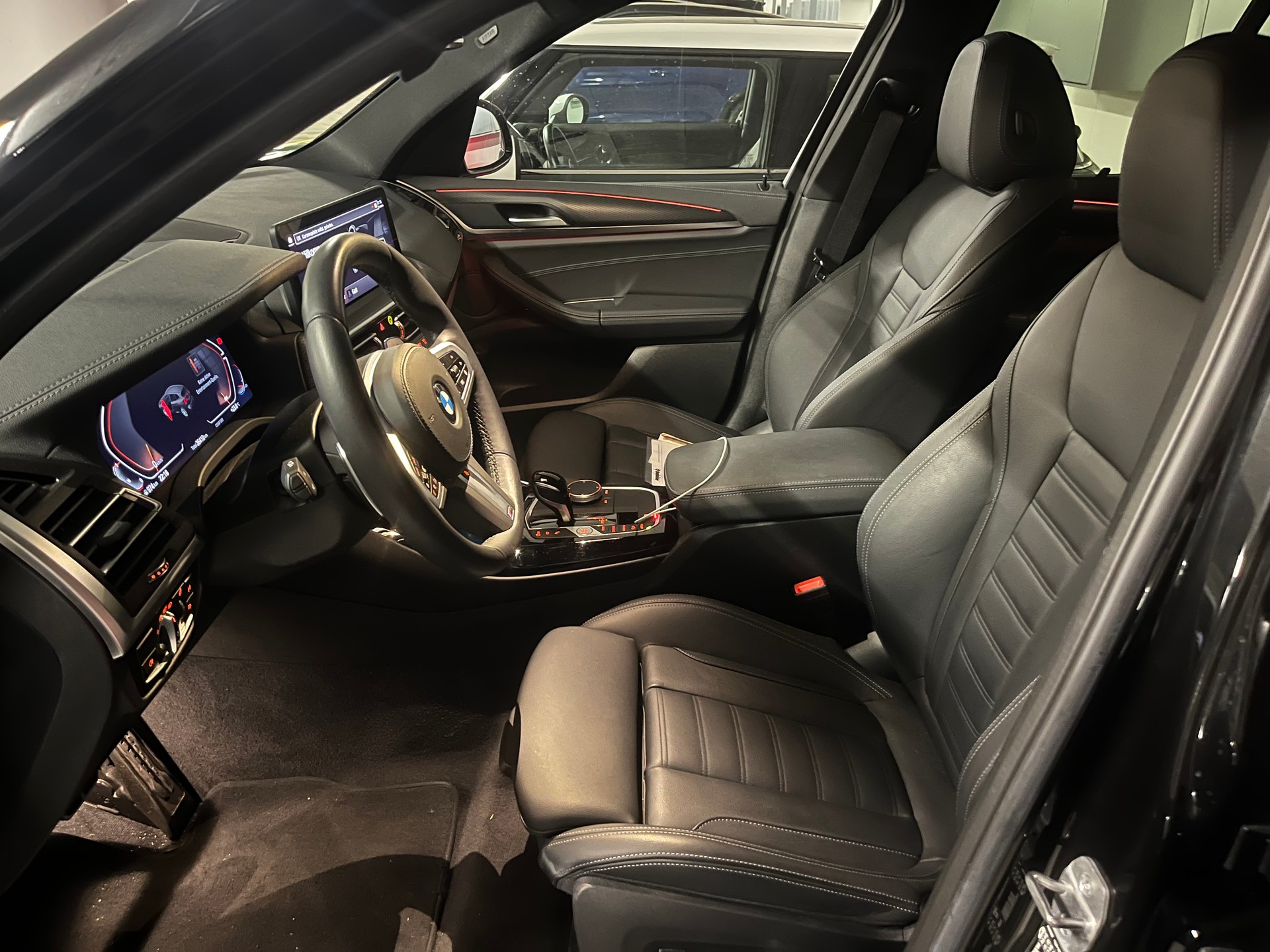 BMW 30d xDrive-image-3