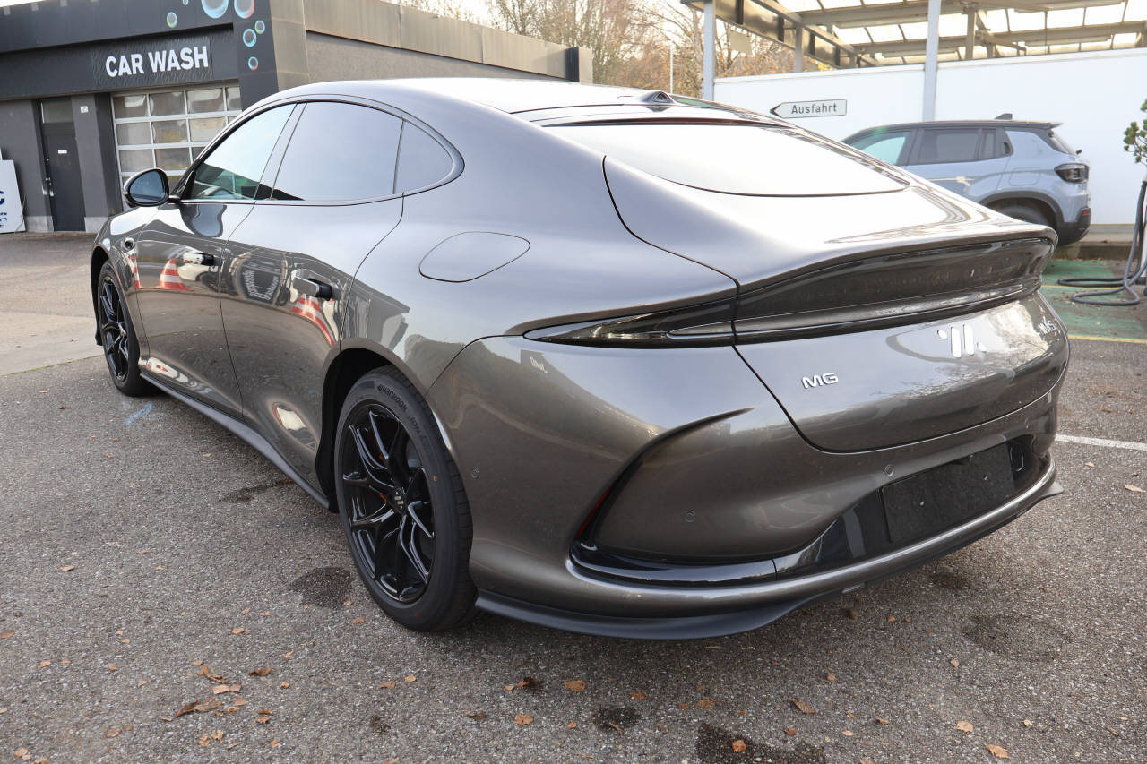 MG IM5 100 kWh Performance 4WD-image-5