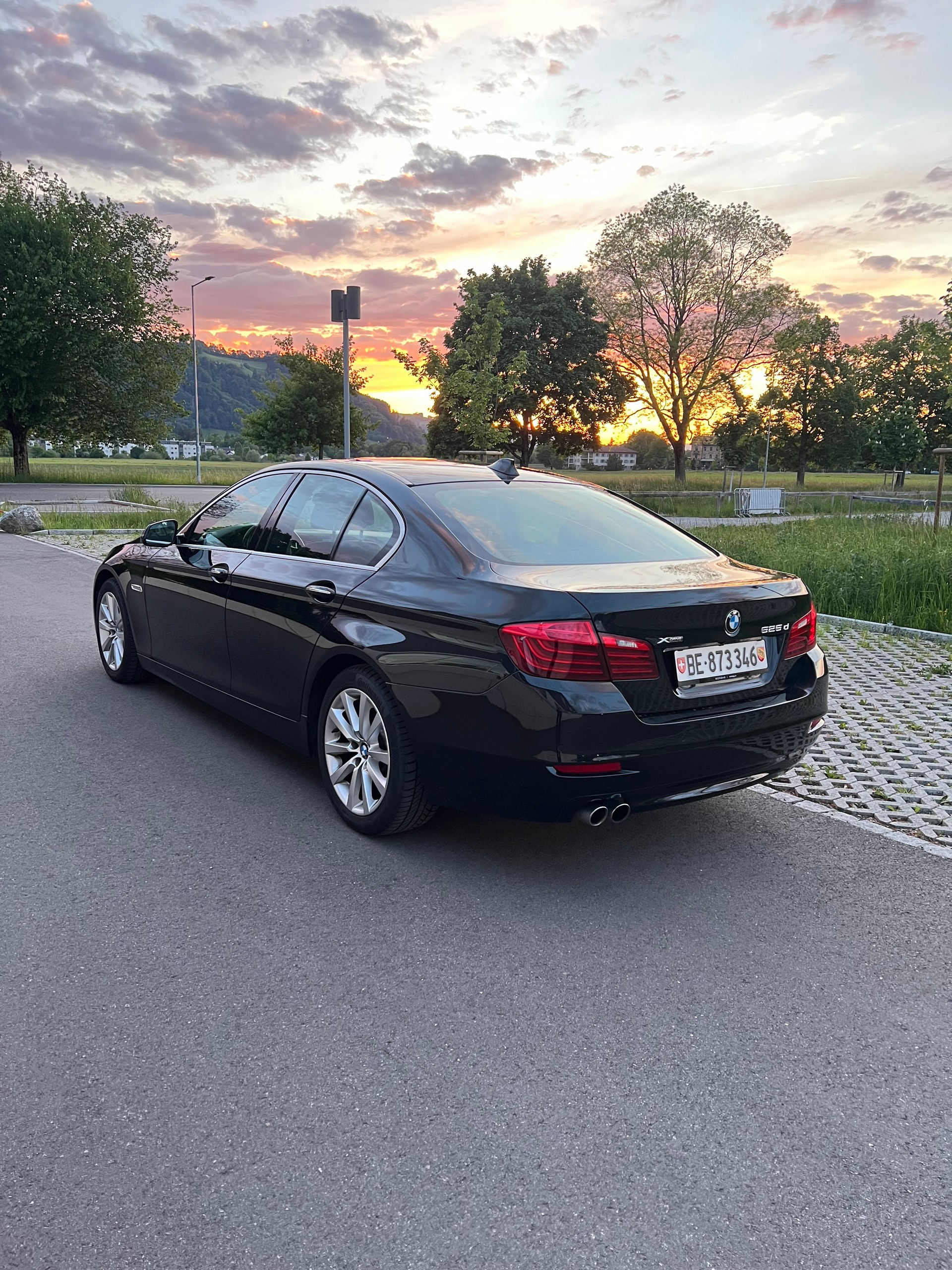 BMW 525d xDrive-image-1
