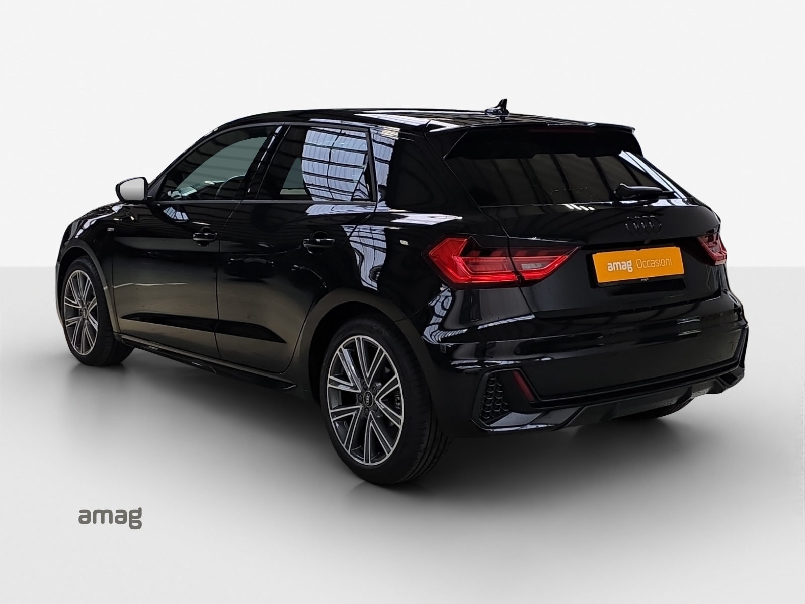AUDI A1 Sportback 30 TFSI S Line Attraction S-tronic-image-2