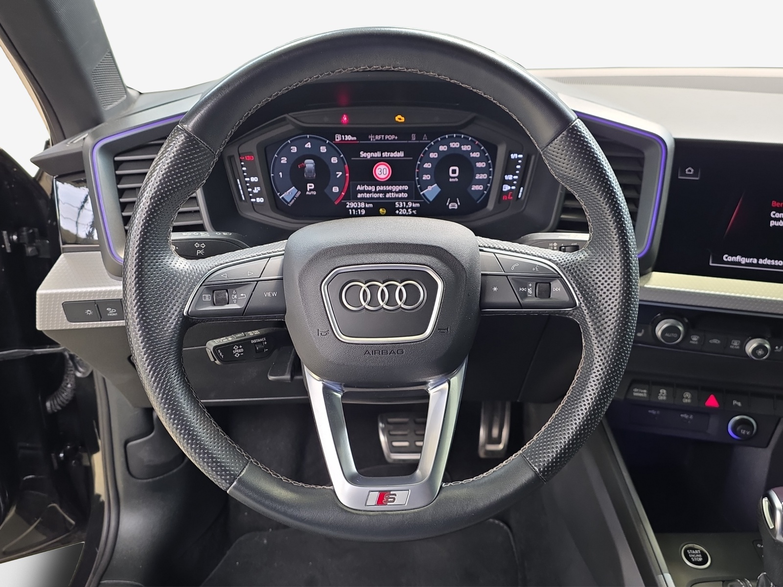 AUDI A1 Sportback 30 TFSI S Line Attraction S-tronic-image-9