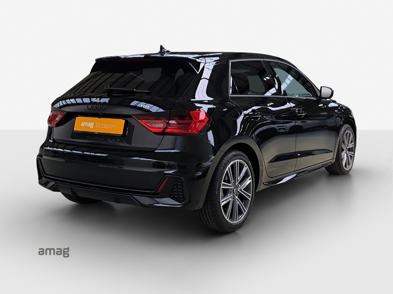AUDI A1 Sportback 30 TFSI S Line Attraction S-tronic-image-4