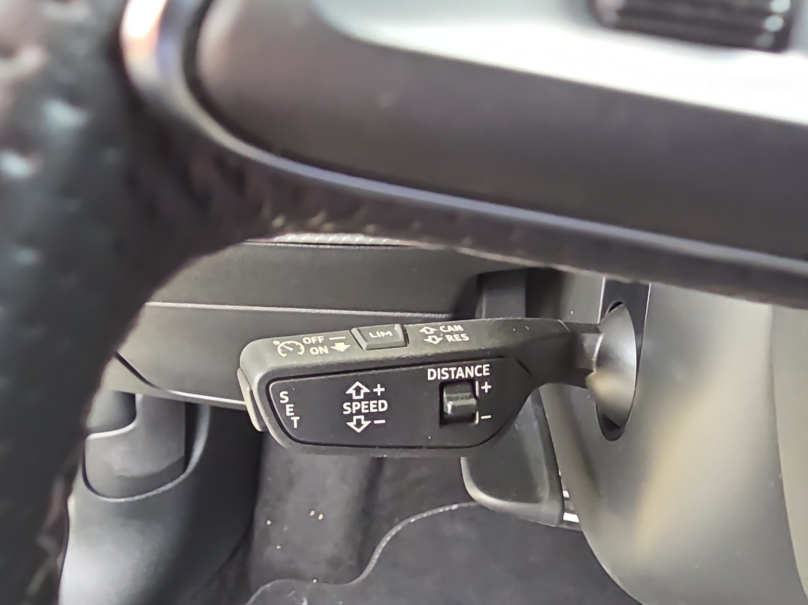 AUDI A1 Sportback 30 TFSI S Line Attraction S-tronic-image-13