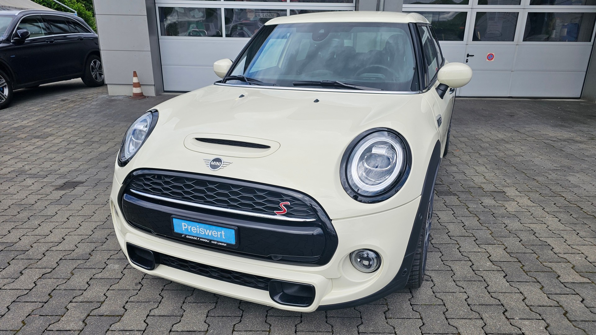 MINI Cooper S Trafalgar Edition Steptronic DKG-image-18