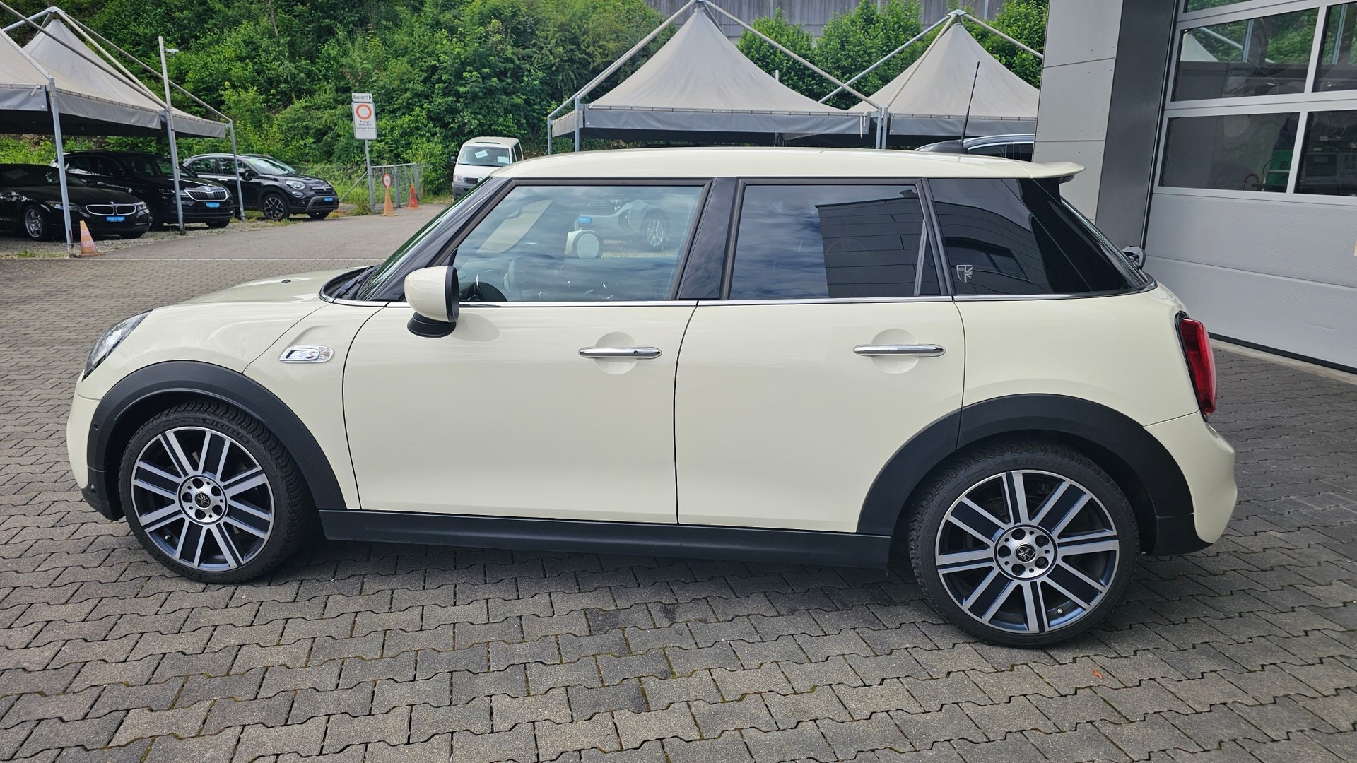 MINI Cooper S Trafalgar Edition Steptronic DKG-image-13