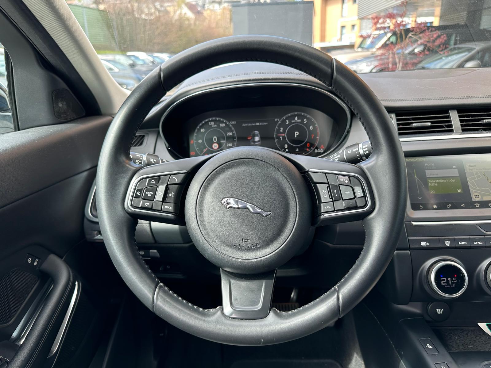 JAGUAR E-Pace 2.0 T 200 S AWD / CH Auslieferung-image-10