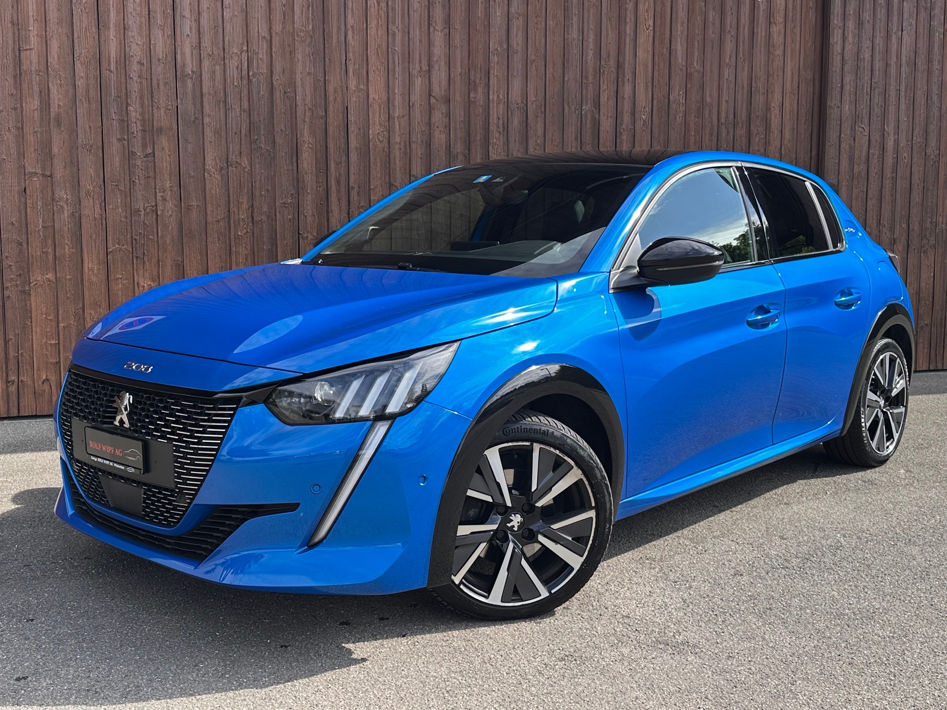 PEUGEOT 208 1.2 PureTech GT Line EAT8-image-3
