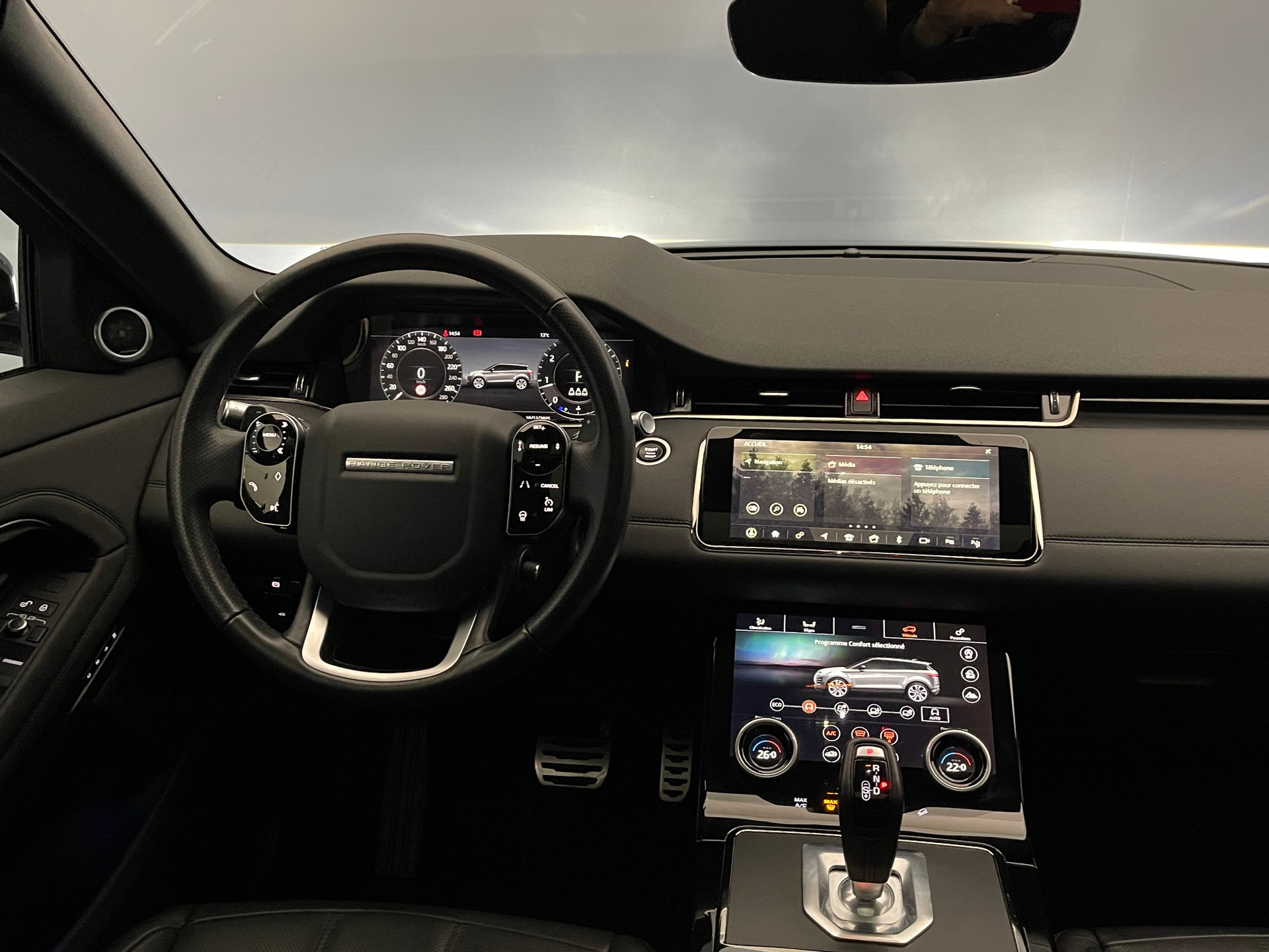 LAND ROVER Range Rover Evoque 2.0 T R-Dynamic SE-image-2