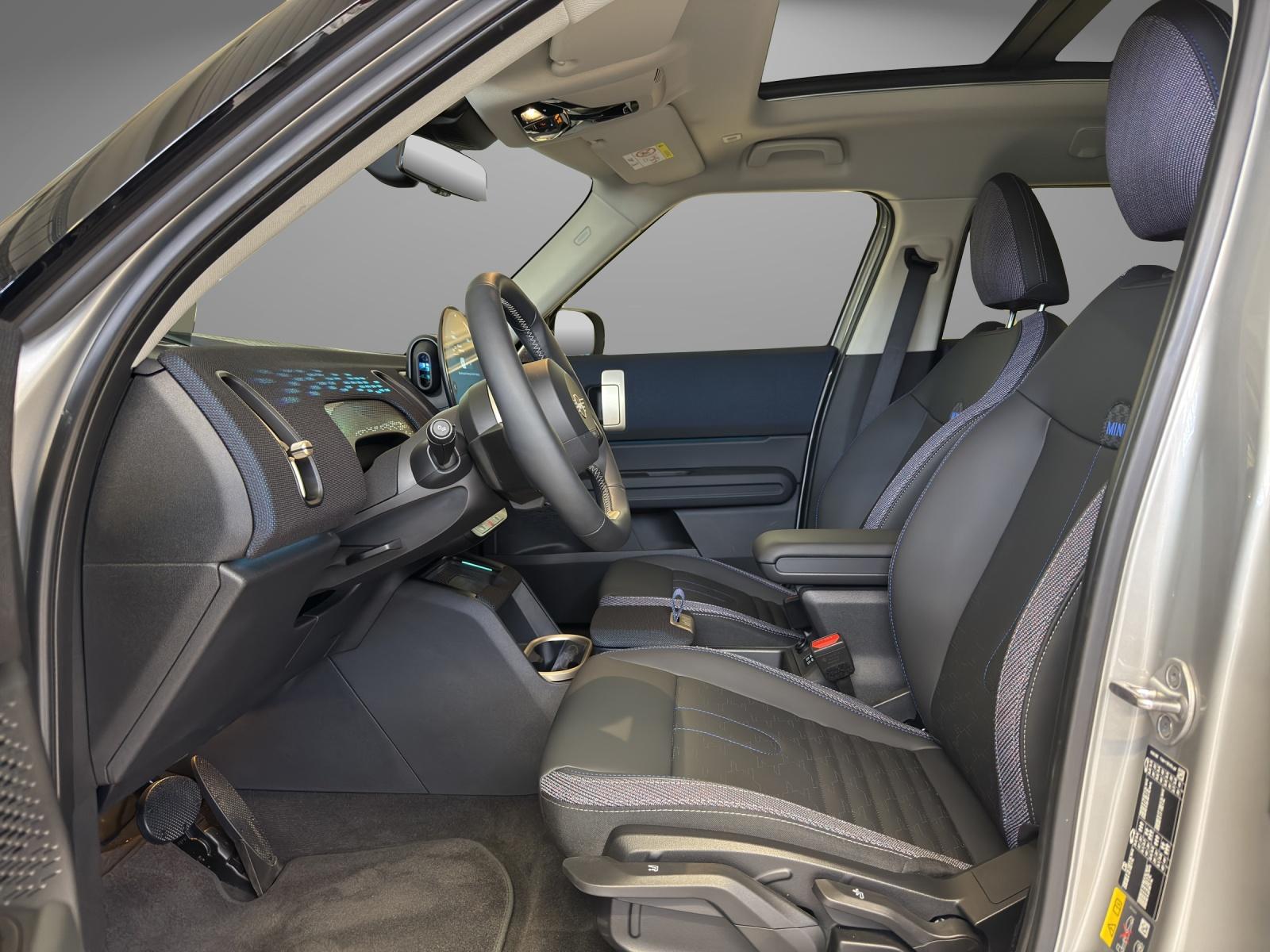 MINI Countryman E-image-11