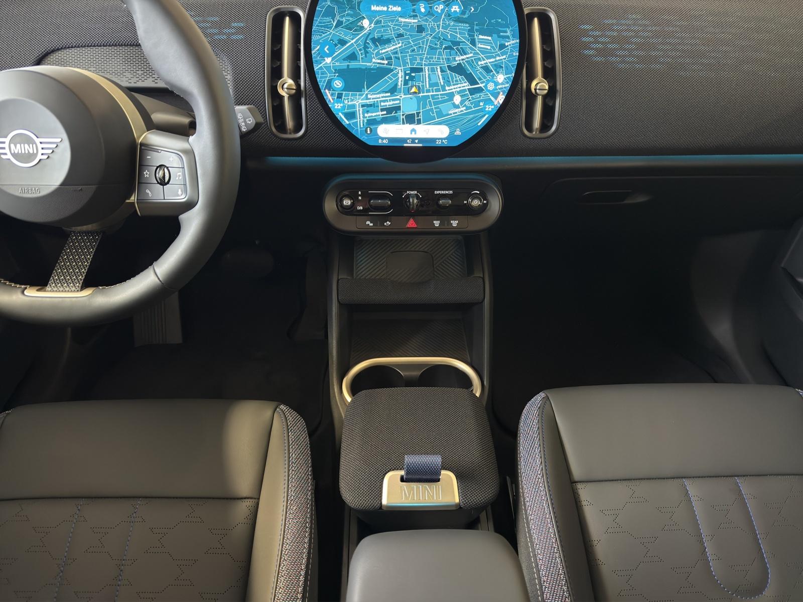 MINI Countryman E-image-15