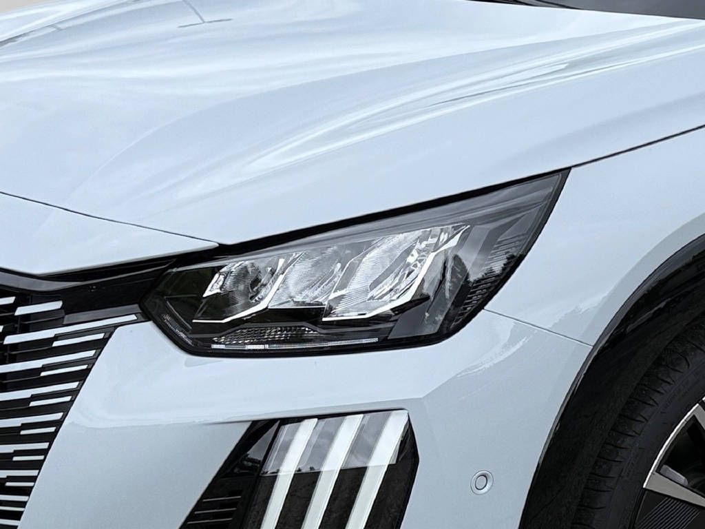 PEUGEOT 208 Hybrid 110 e-DCS6 Allure-image-2