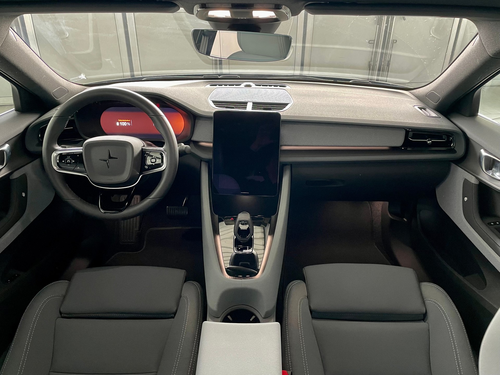 POLESTAR Polestar 2 Long Range Dual 78kWh MY23 Swiss Edition-image-5