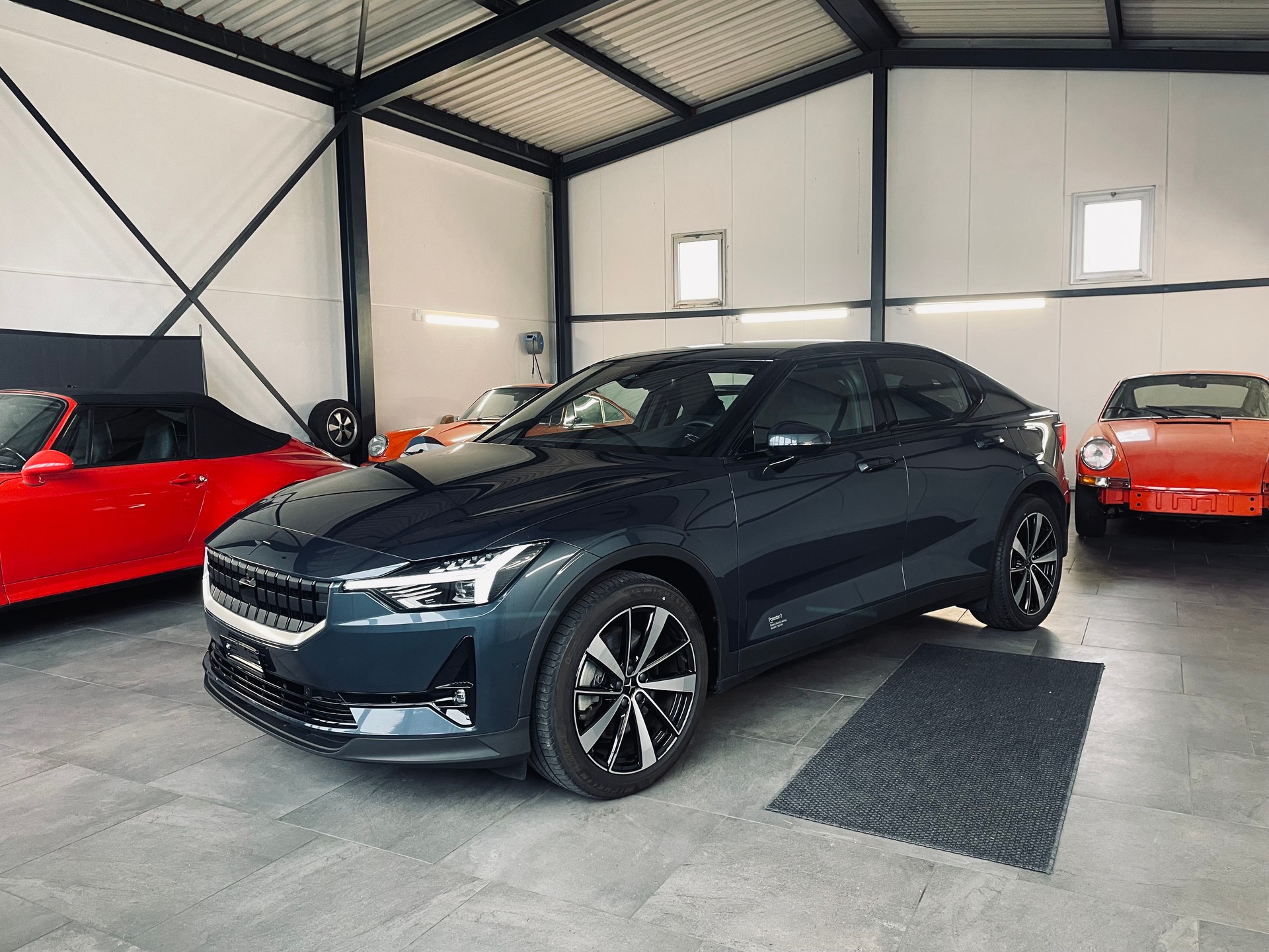 POLESTAR Polestar 2 Long Range Dual 78kWh MY23 Swiss Edition-image-2