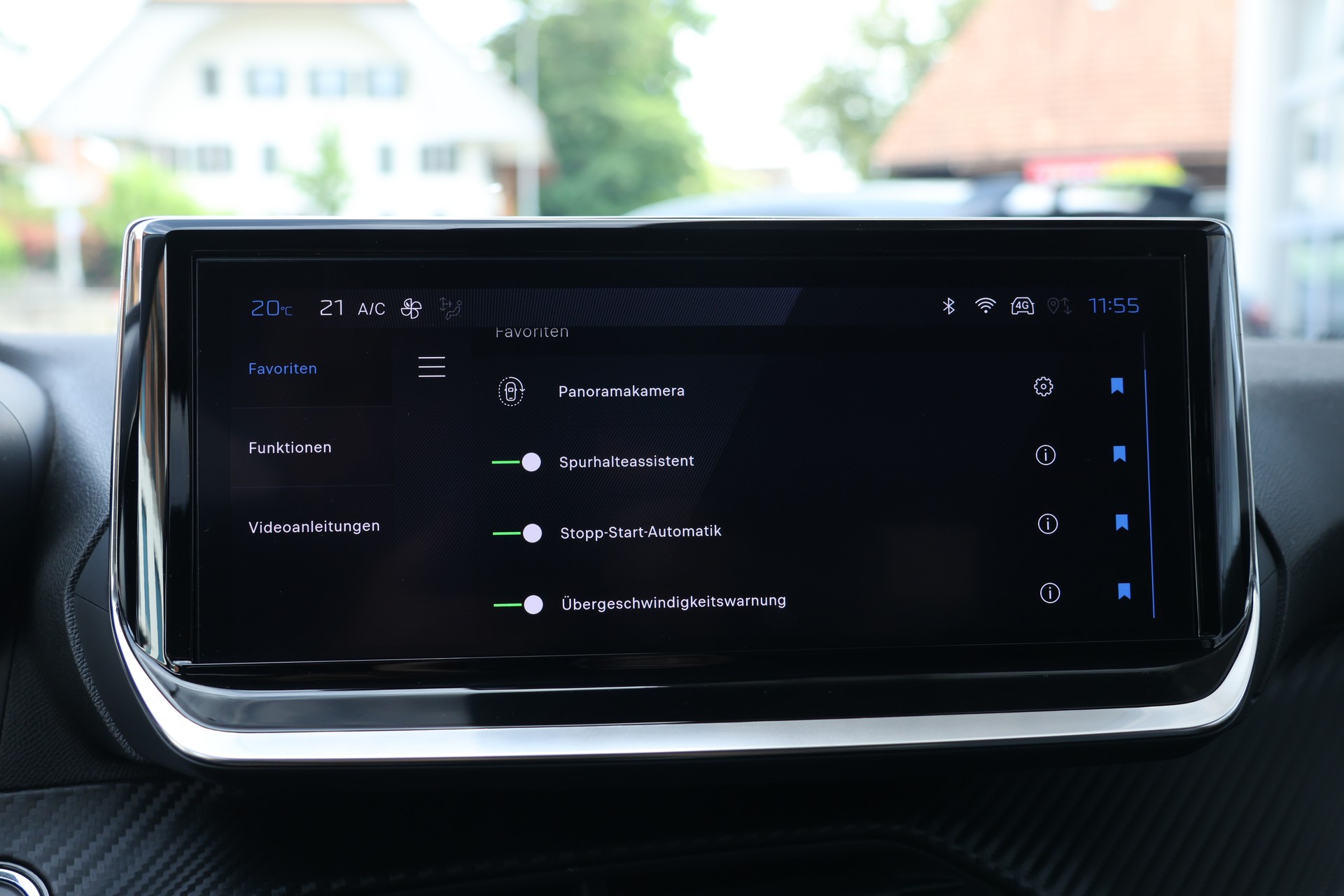 PEUGEOT 208 1.2 PureTech Allure EAT8 (CH)-image-19