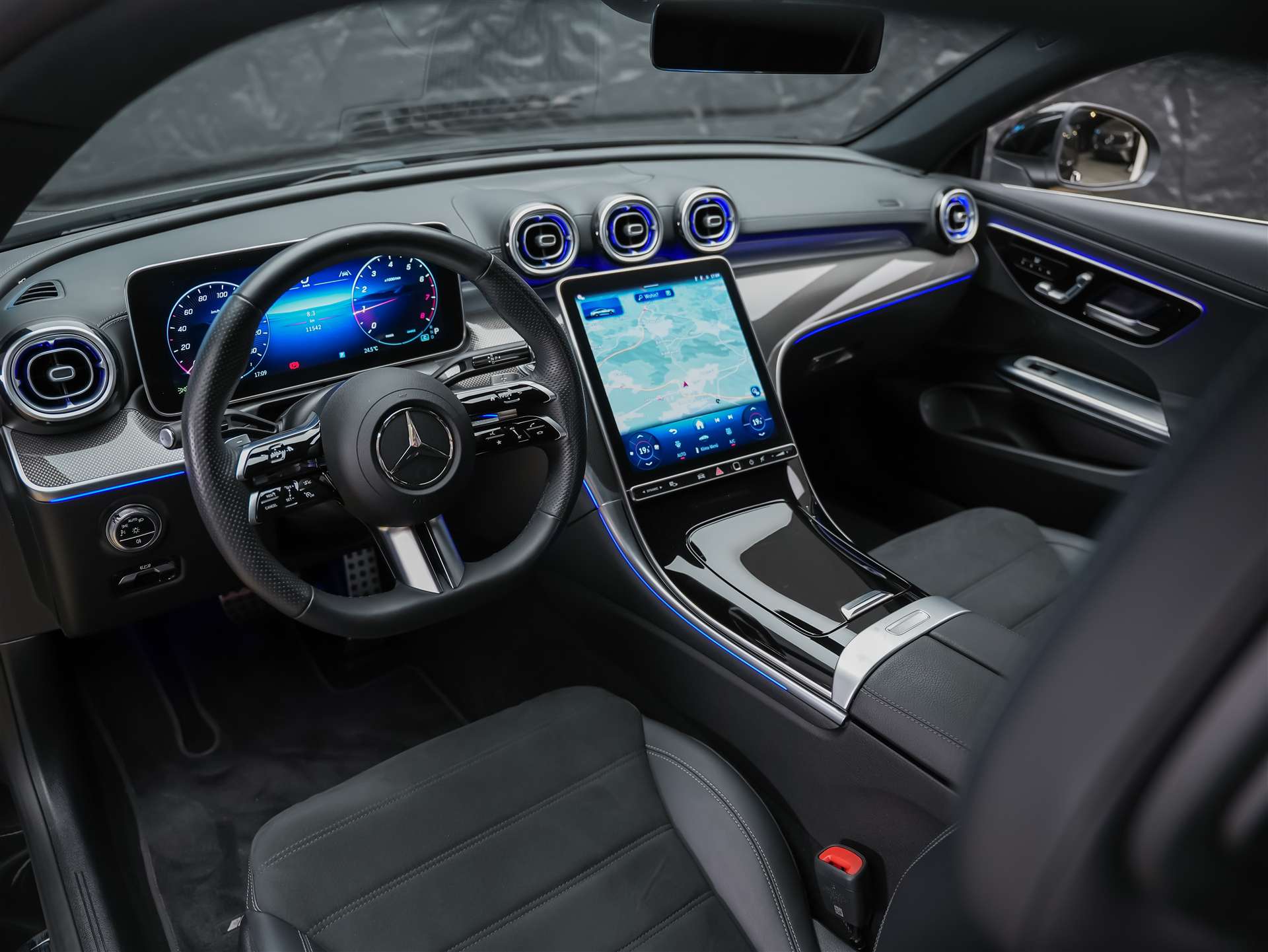 MERCEDES-BENZ CLE 200 Coupé AMG Line 9G-Tronic-image-8