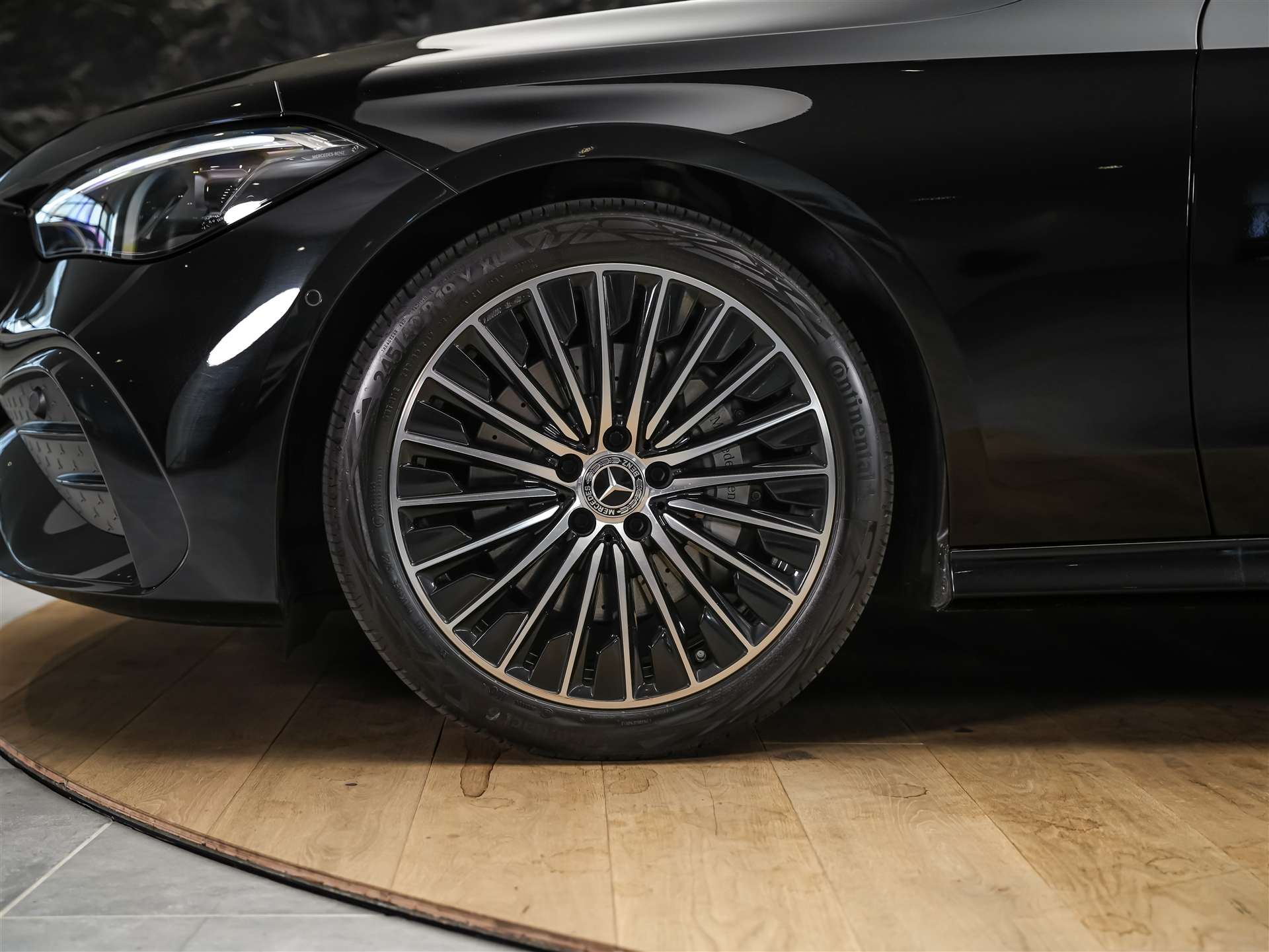 MERCEDES-BENZ CLE 200 Coupé AMG Line 9G-Tronic-image-14