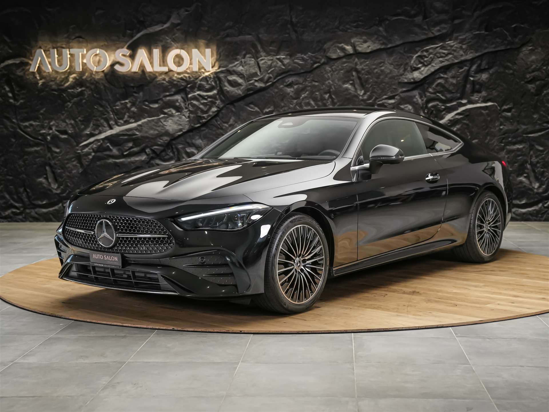 MERCEDES-BENZ CLE 200 Coupé AMG Line 9G-Tronic *Werksgarantie*Abstandsregler*El. Sitze mit Memory*-image-1