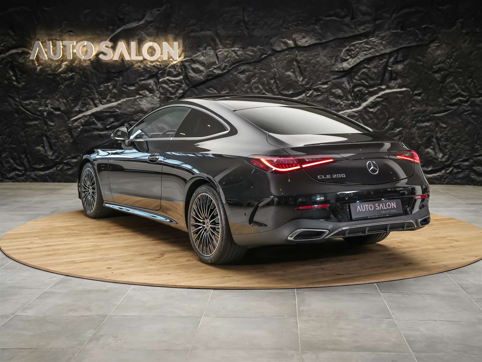 MERCEDES-BENZ CLE 200 Coupé AMG Line 9G-Tronic *Werksgarantie*Abstandsregler*El. Sitze mit Memory*-image-3