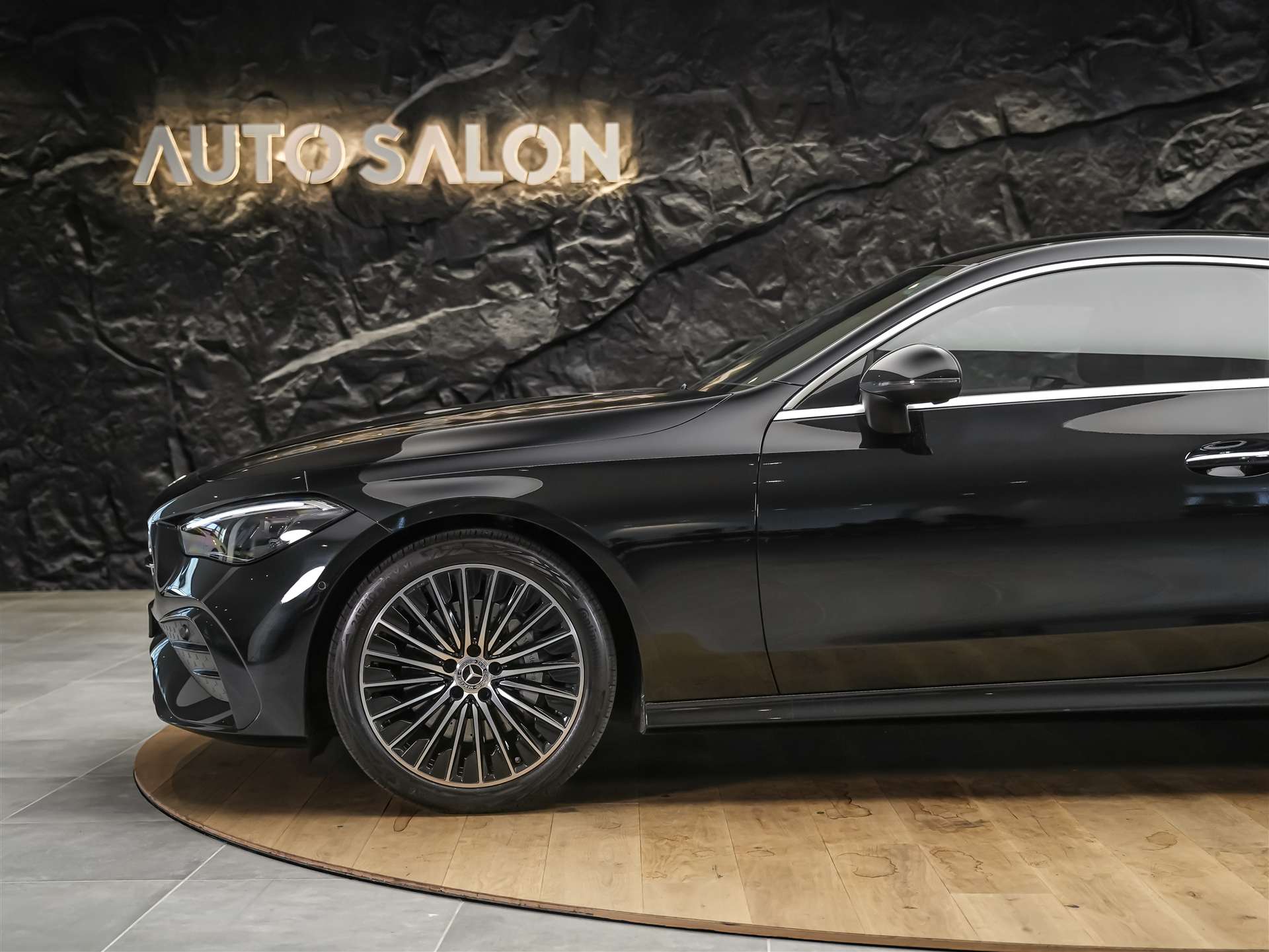 MERCEDES-BENZ CLE 200 Coupé AMG Line 9G-Tronic-image-13