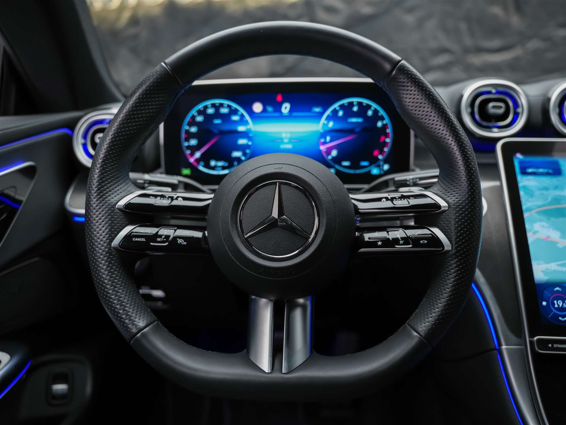 MERCEDES-BENZ CLE 200 Coupé AMG Line 9G-Tronic *Werksgarantie*Abstandsregler*El. Sitze mit Memory*-image-24