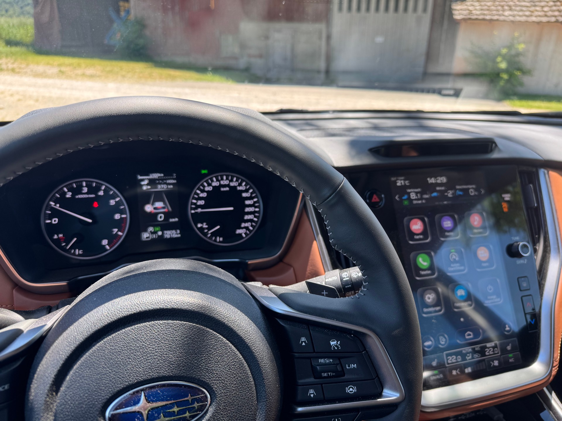 SUBARU 2.5i Luxury-image-4