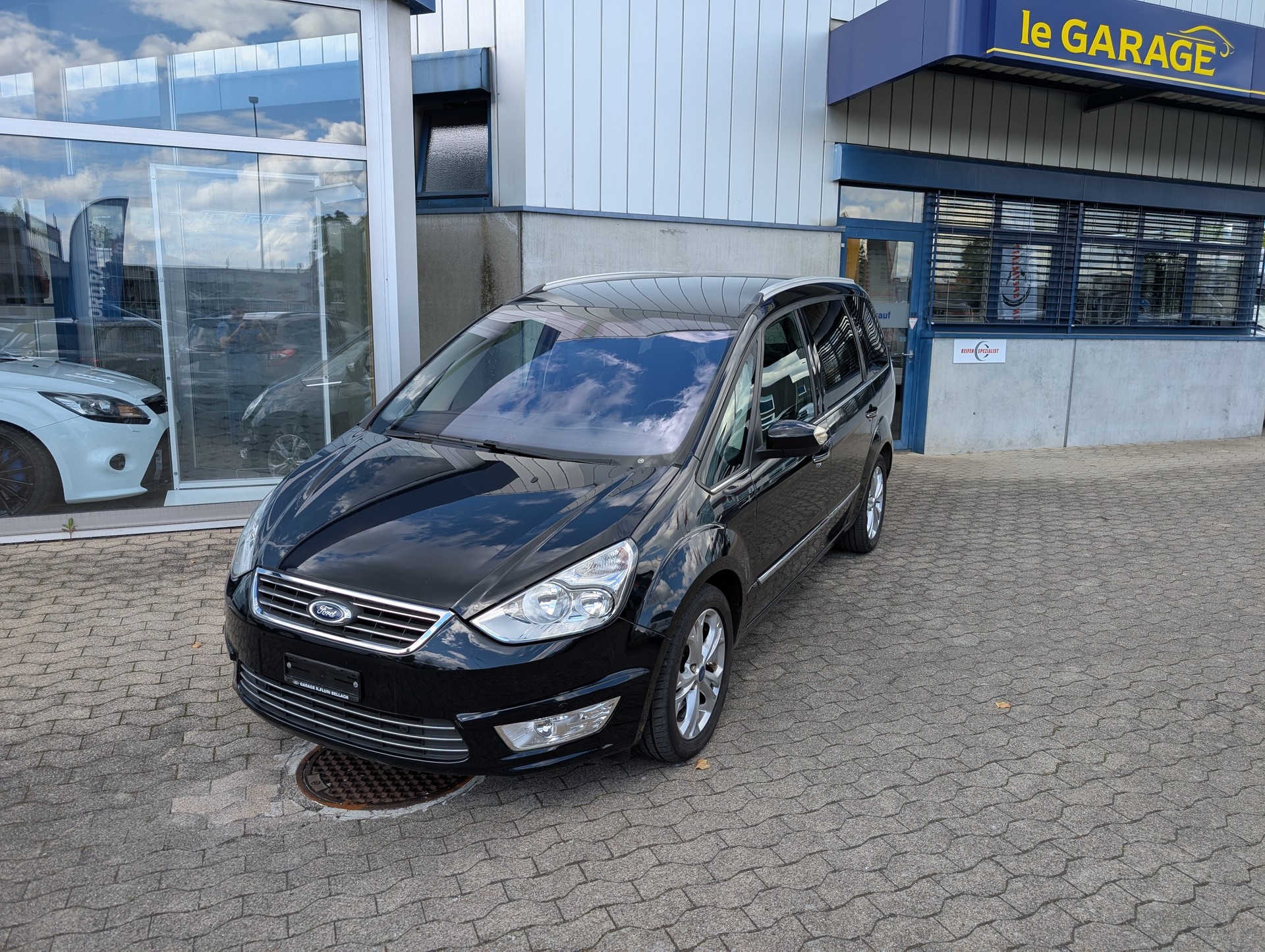 FORD Galaxy 2.0 SCTi Titanium PowerShift-image-0