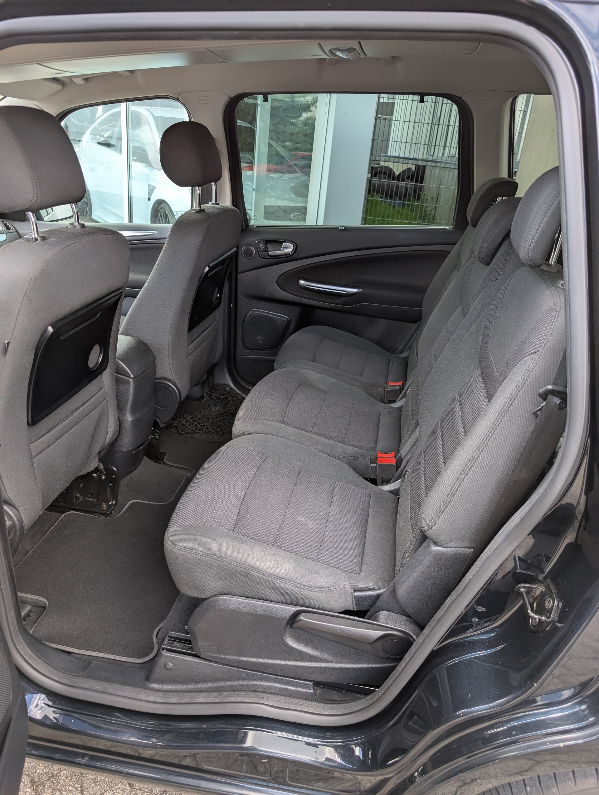 FORD Galaxy 2.0 SCTi Titanium PowerShift-image-4