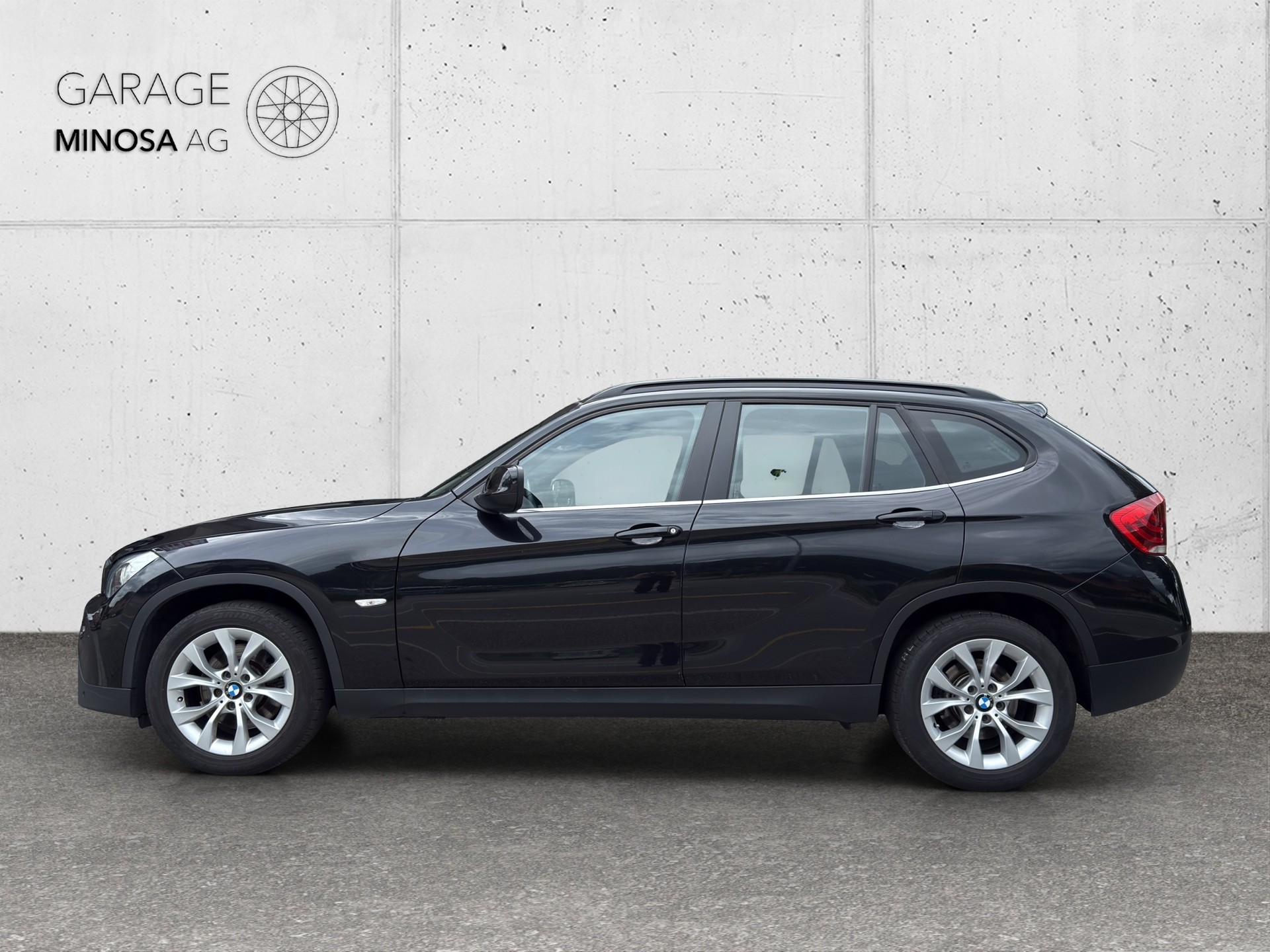 BMW X1 xDrive 23d Steptronic-image-1