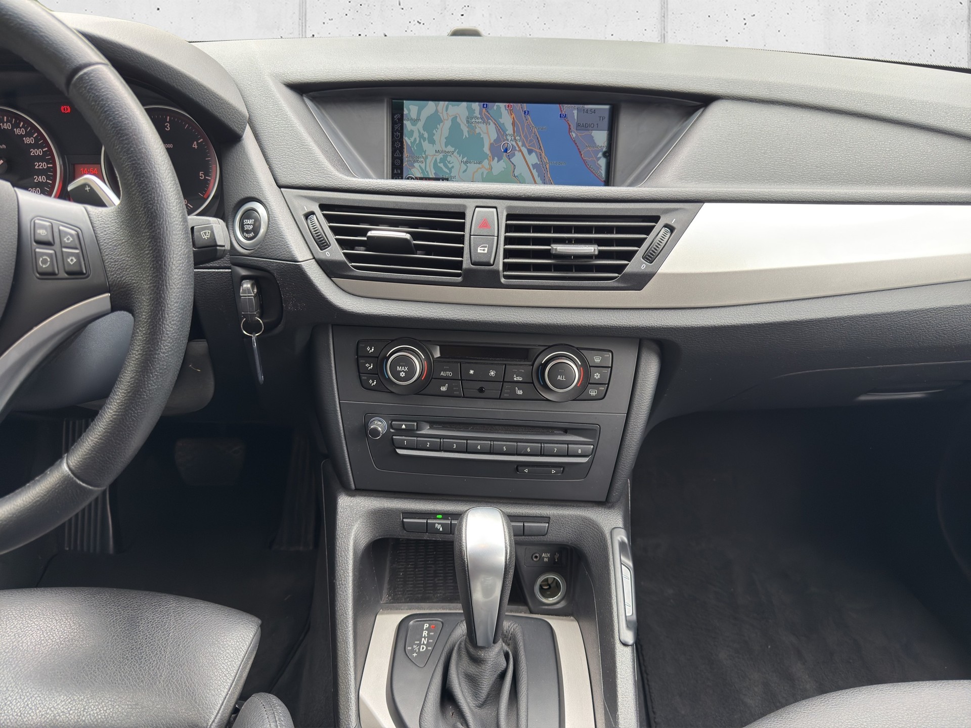 BMW X1 xDrive 23d Steptronic-image-12