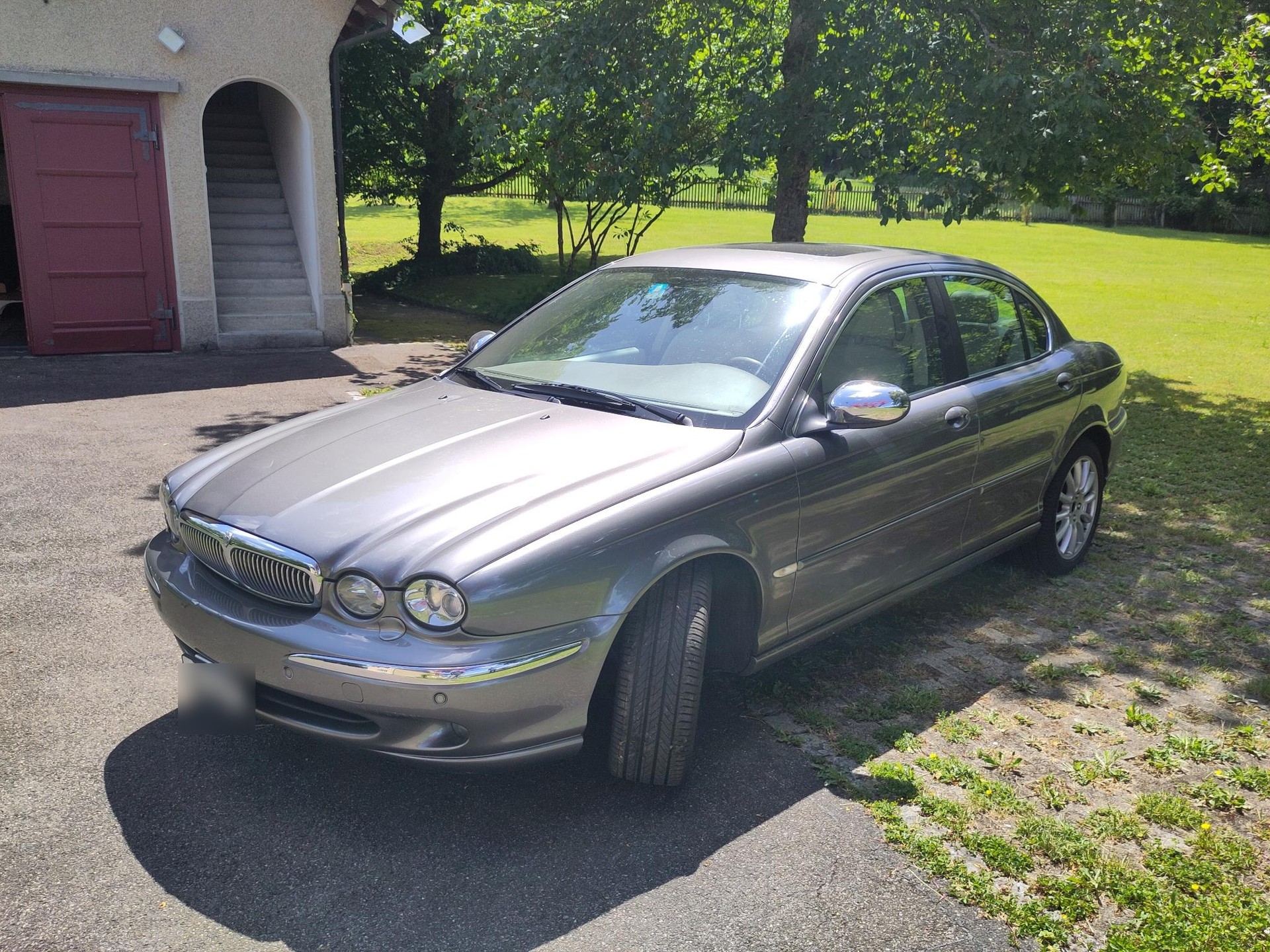 JAGUAR 3.0 V6 Sovereign-image-1