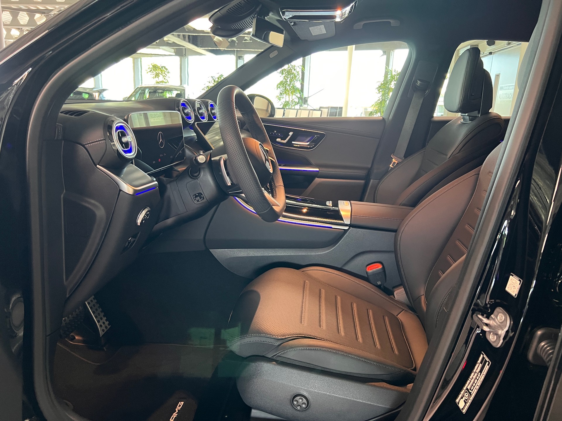 MERCEDES-BENZ GLC 400 e 4Matic EQ Star 9G-Tronic-image-9