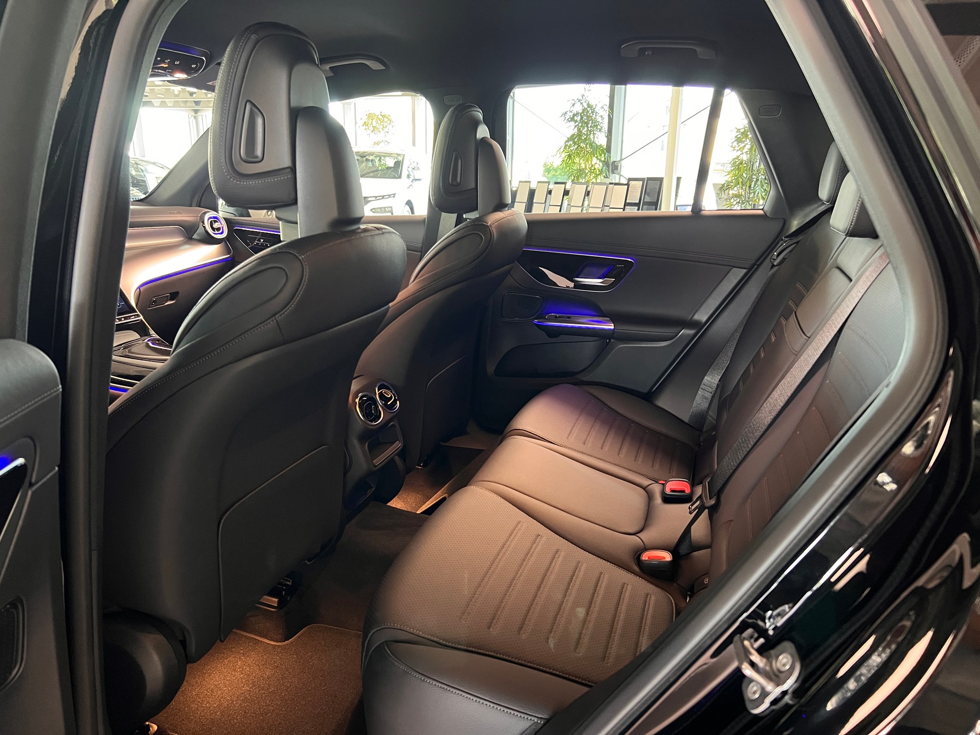 MERCEDES-BENZ GLC 400 e 4Matic EQ Star 9G-Tronic-image-8