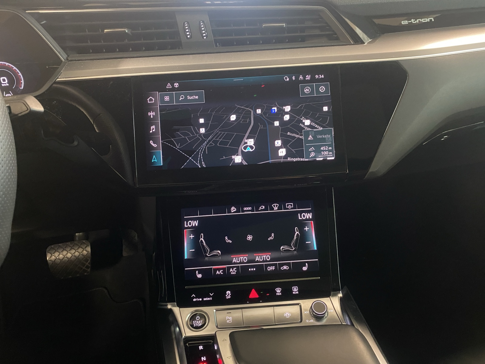 AUDI e-tron 55 Sportback S Line Black Edition quattro-image-11