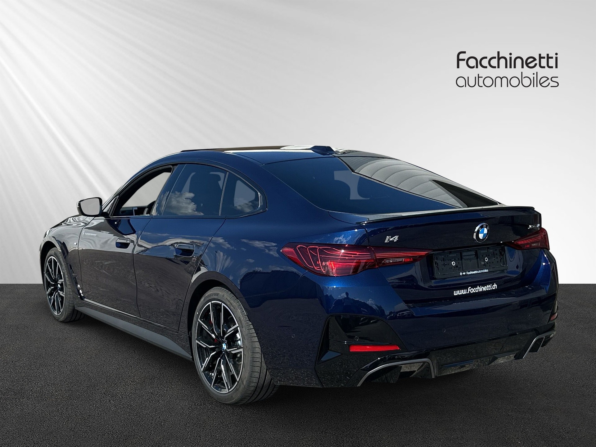 BMW i4 eDrive 40 M Sport Pro-image-2