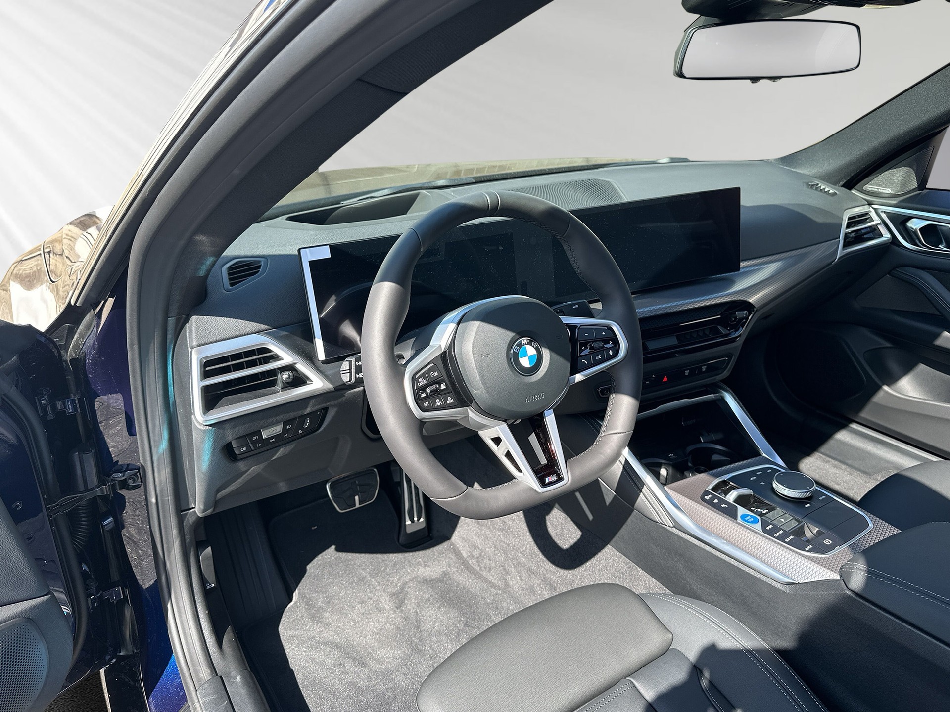 BMW i4 eDrive 40 M Sport Pro-image-3