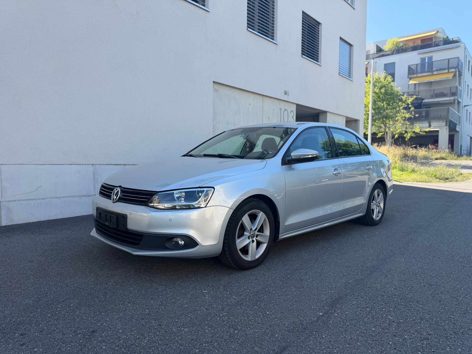 VW Jetta 1.6 TDI BlueMotion Technology Trendline DSG-image-0
