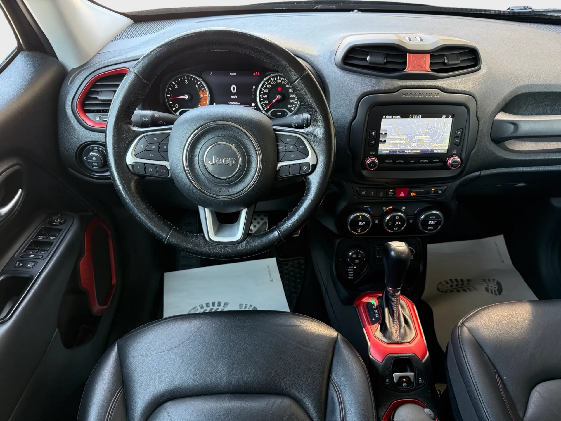 JEEP Renegade 2.0 CRD Trailhawk AWD + Low Range 9ATX-image-9
