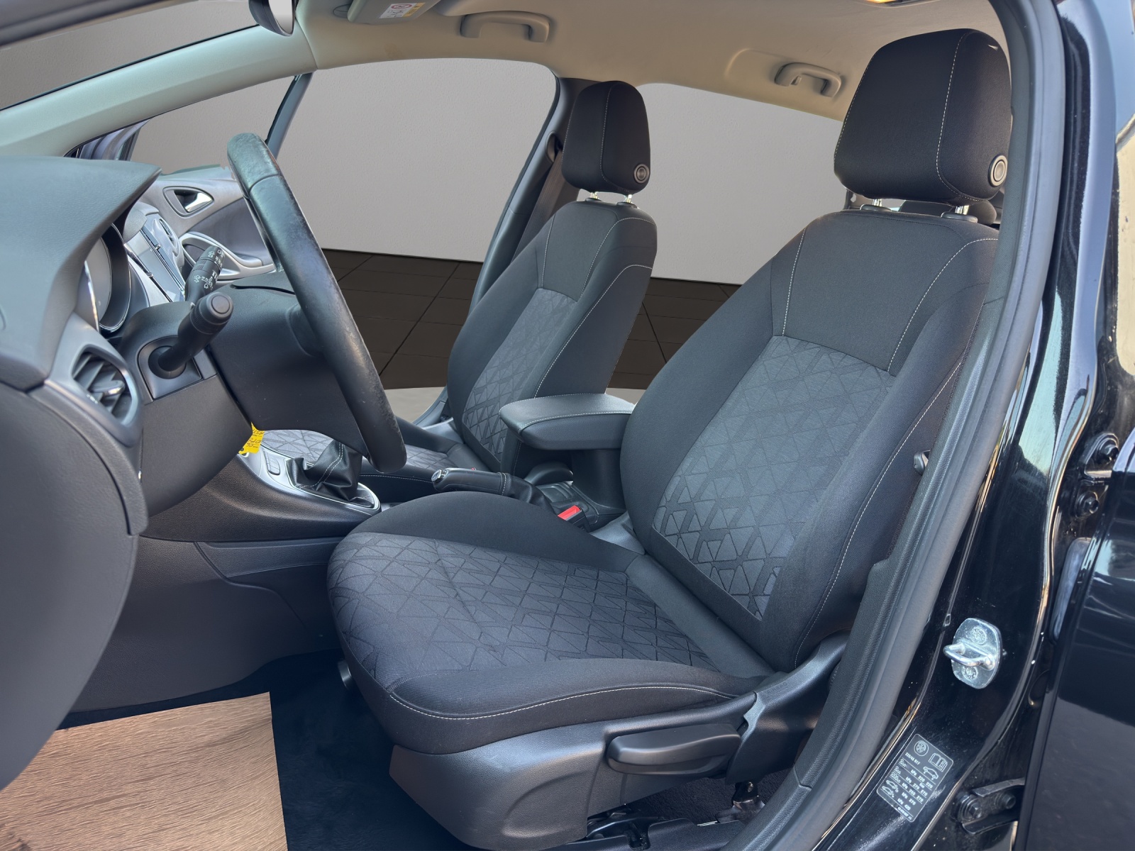 OPEL Astra Sports Tourer 1.4i Turbo Enjoy-image-8