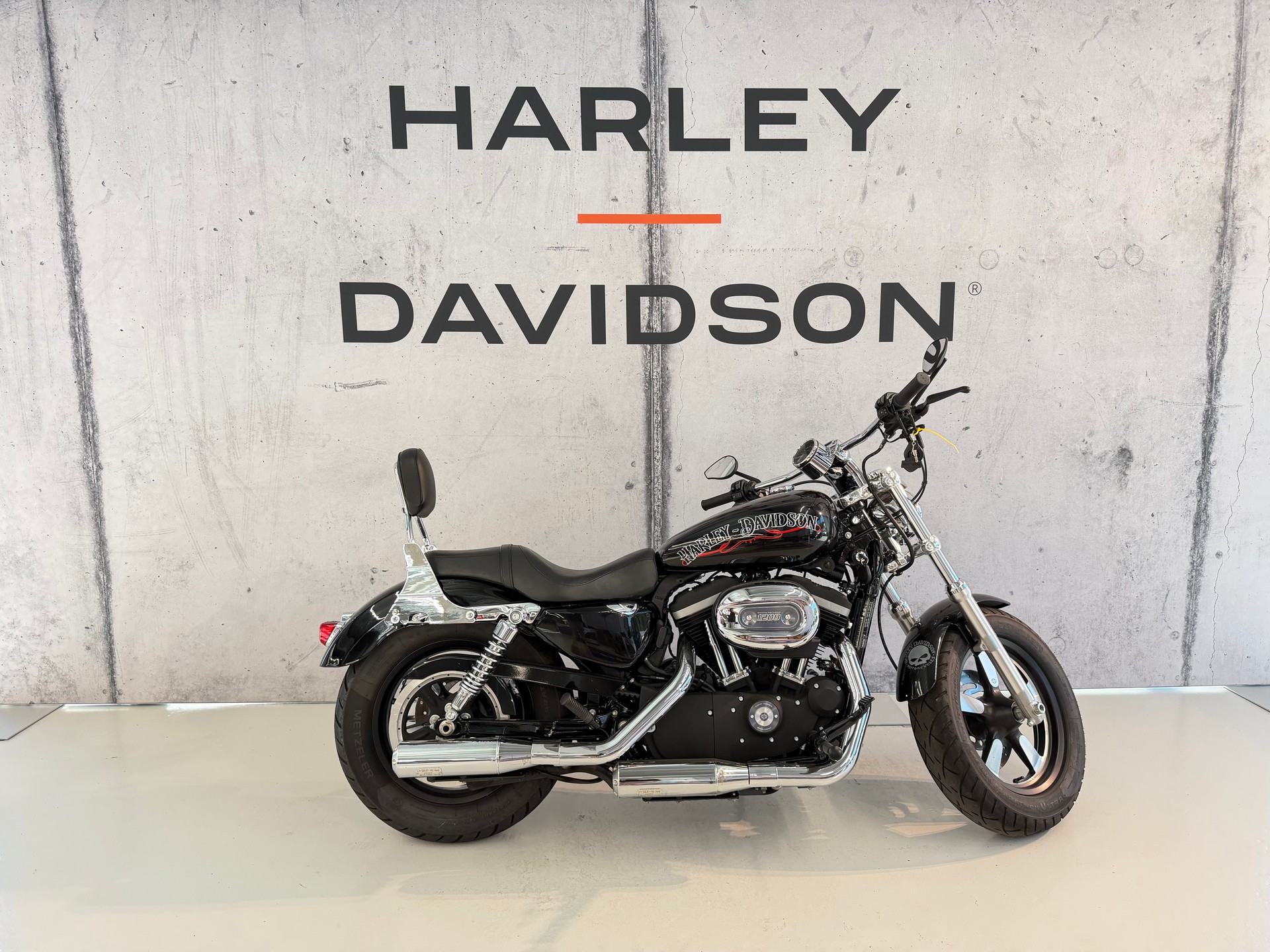 HARLEY-DAVIDSON XL 1200 CA Sportster Custom