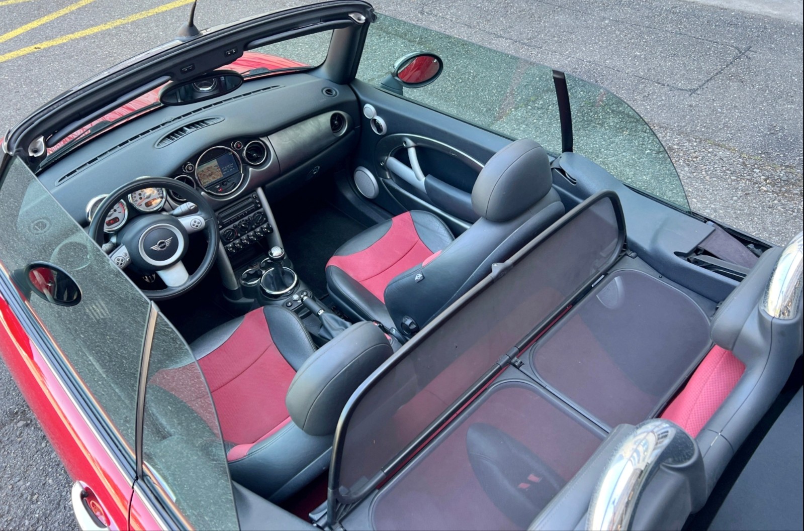 MINI Cooper S Cabriolet-image-10