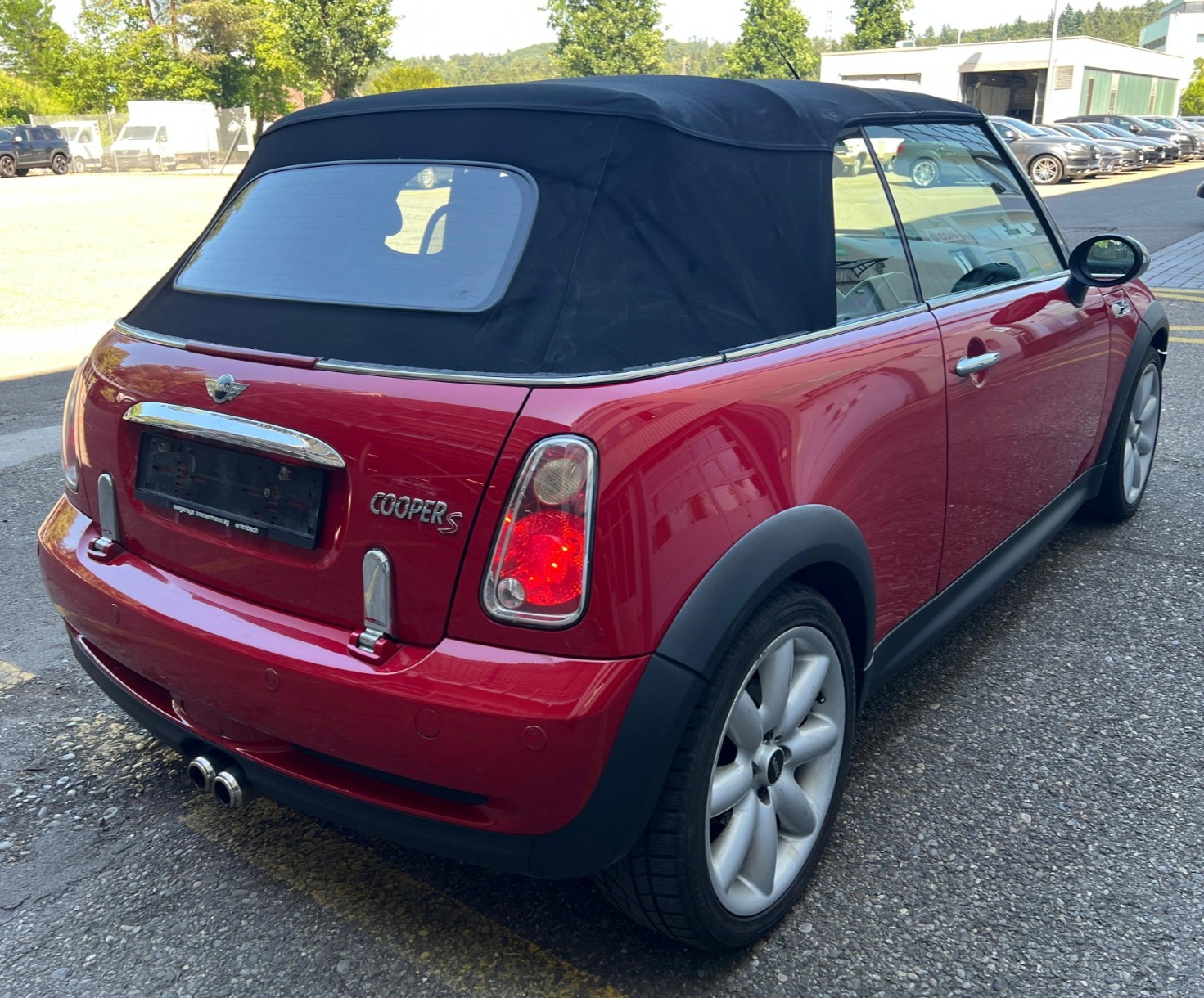 MINI Cooper S Cabriolet-image-4